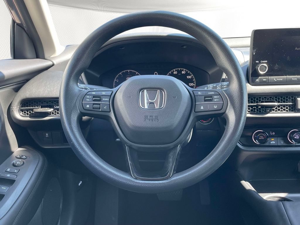 Used 2023 Honda HR-V LX image 12