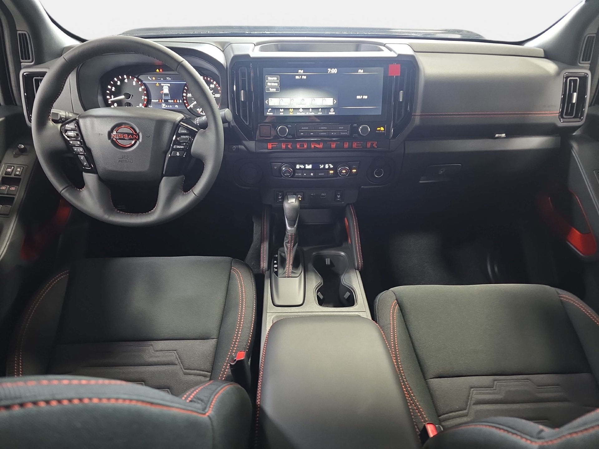 New 2027 Nissan Frontier Pro-X w/ Tow Package RWD image 9