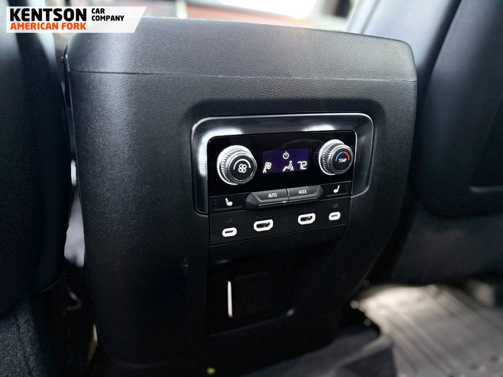 Used 2024 GMC Yukon Denali Ultimate image 43