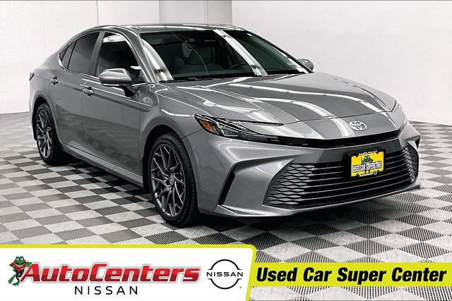 Used 2026 Toyota Camry XLE AWD/4WD image 1