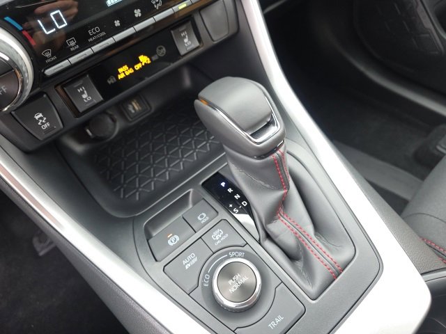 New 2025 Toyota RAV4 SE image 22