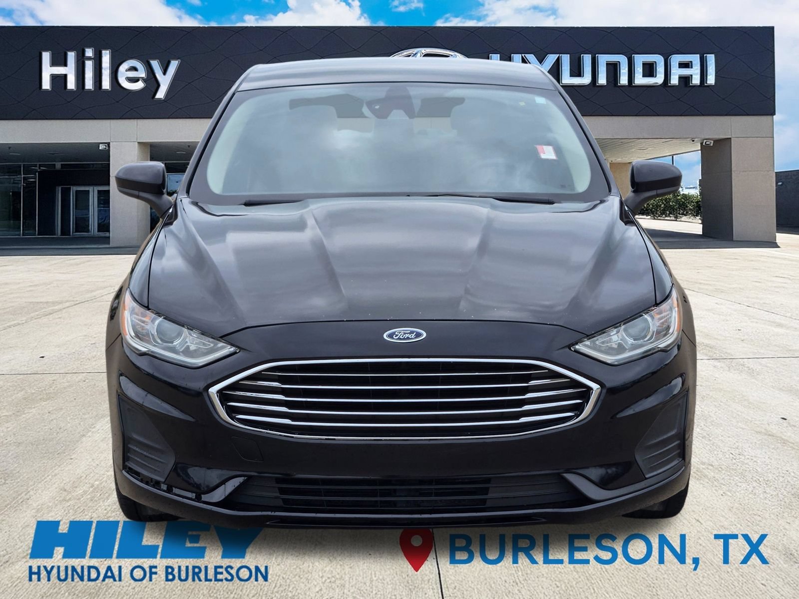 Used 2019 Ford Fusion SE FWD image 6