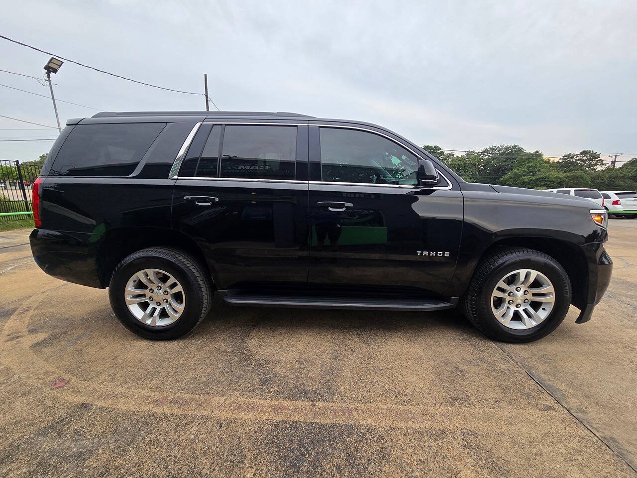 Used 2018 Chevrolet Tahoe LS RWD image 12