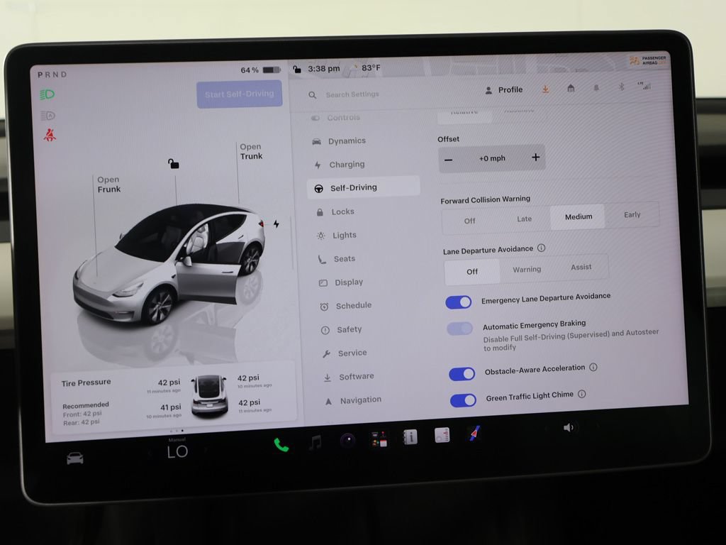 Used 2023 Tesla Model Y Long Range AWD/4WD image 46