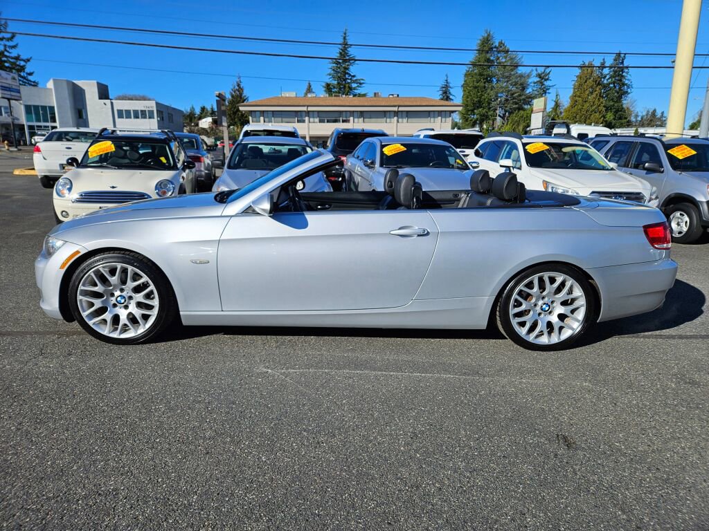 Used 2009 BMW 328i Convertible image 8