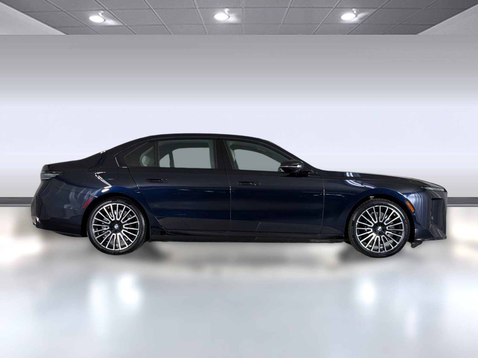 New 2027 BMW i7 xDrive60 w/ M Sport Professional Package AWD/4WD image 8