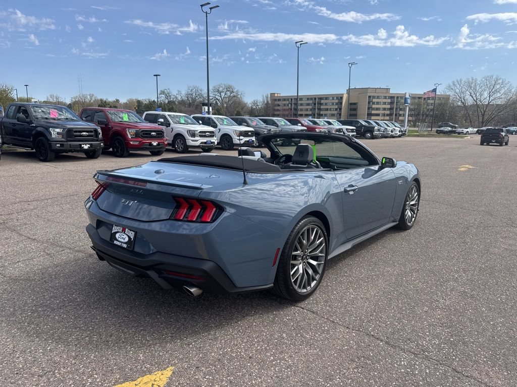 Used 2025 Ford Mustang GT Premium RWD image 39