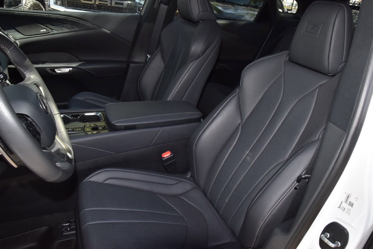 Used 2024 Lexus RX 350 F Sport w/ Convenience Package image 32