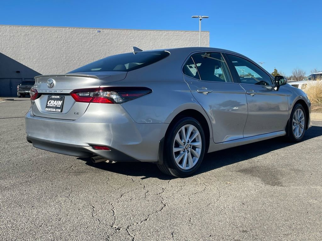 Used 2024 Toyota Camry LE image 7