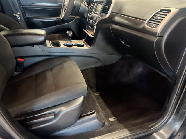 Used 2015 Jeep Grand Cherokee Laredo w/ Quick Order Package 23E RWD image 13