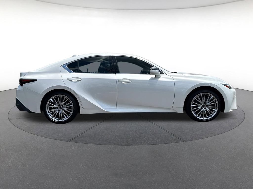Used 2022 Lexus IS 300 AWD w/ Premium Package image 7