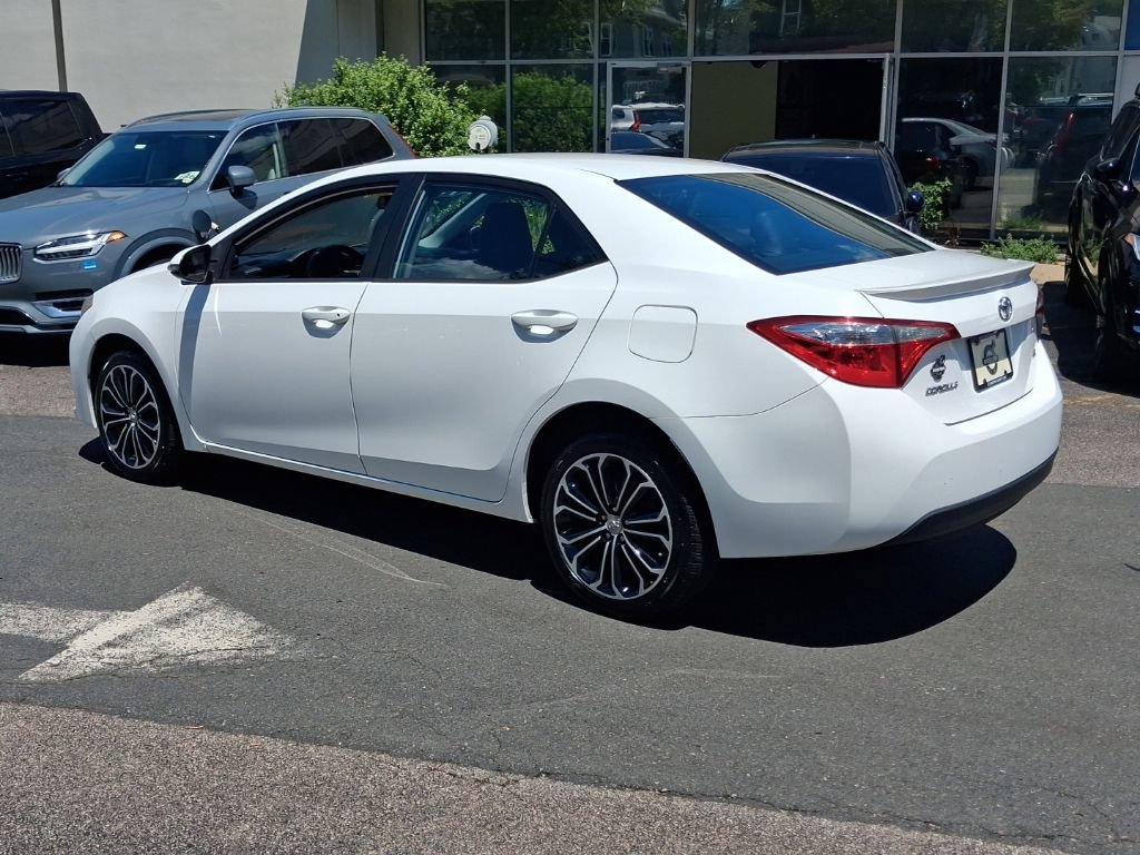 Used 2015 Toyota Corolla S FWD image 5