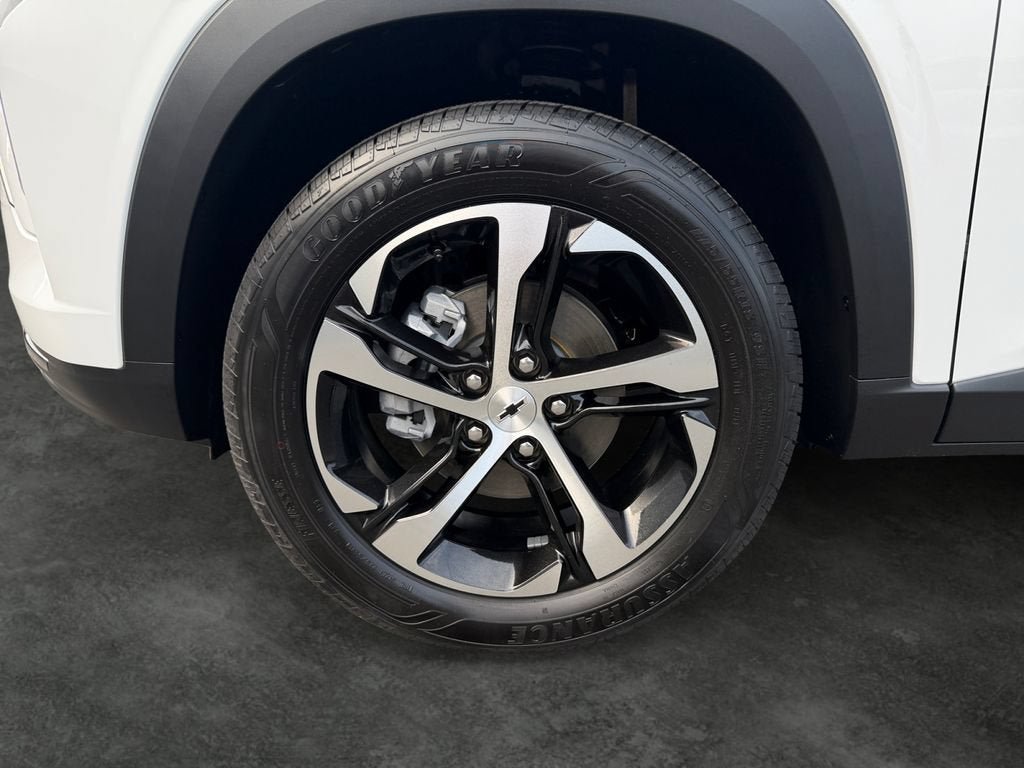 New 2026 Chevrolet Trax RS w/ Driver Confidence Package FWD image 4