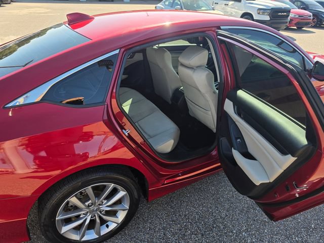 Used 2022 Honda Accord LX image 14