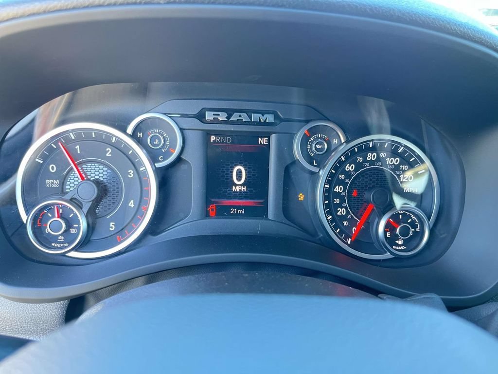 New 2026 RAM 2500 Tradesman AWD/4WD image 14