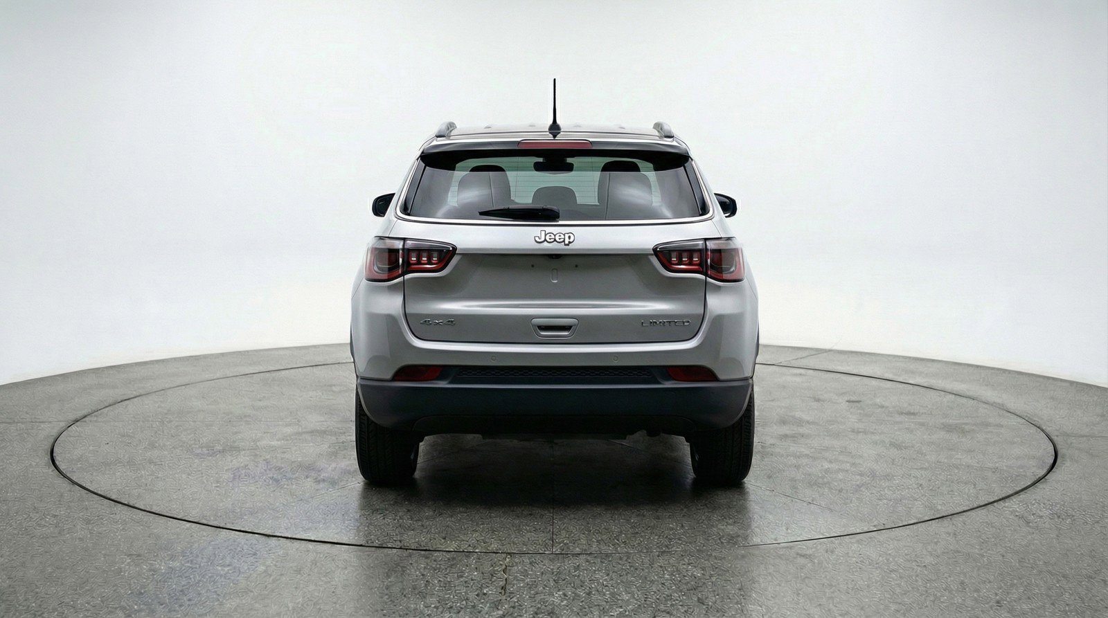 Used 2025 Jeep Compass Limited image 7