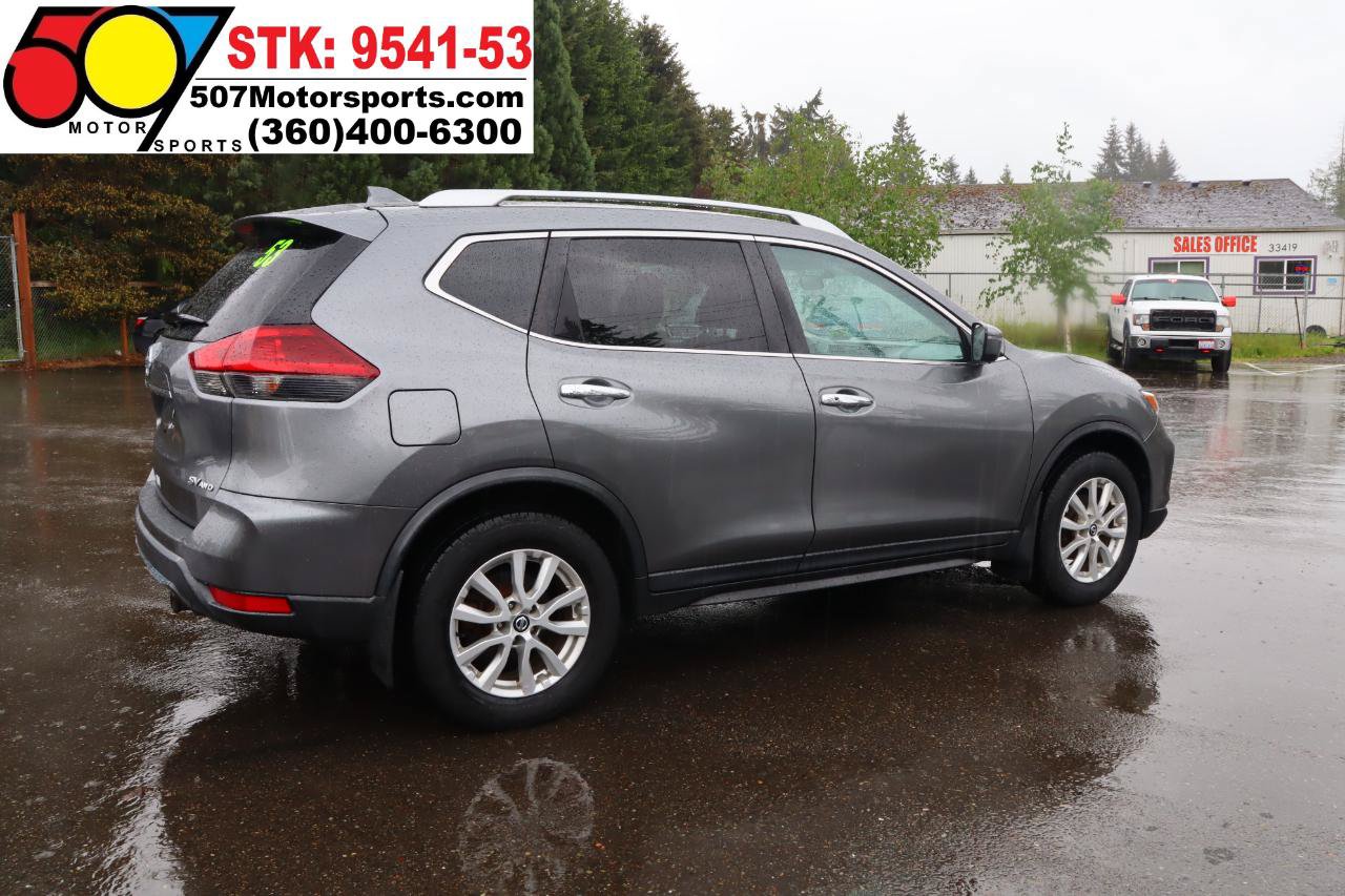 Used 2018 Nissan Rogue SV AWD/4WD image 8