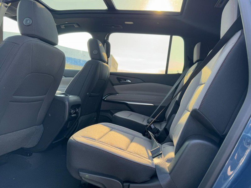 New 2026 Chevrolet Traverse LT w/ Sun and Wheel Package image 7