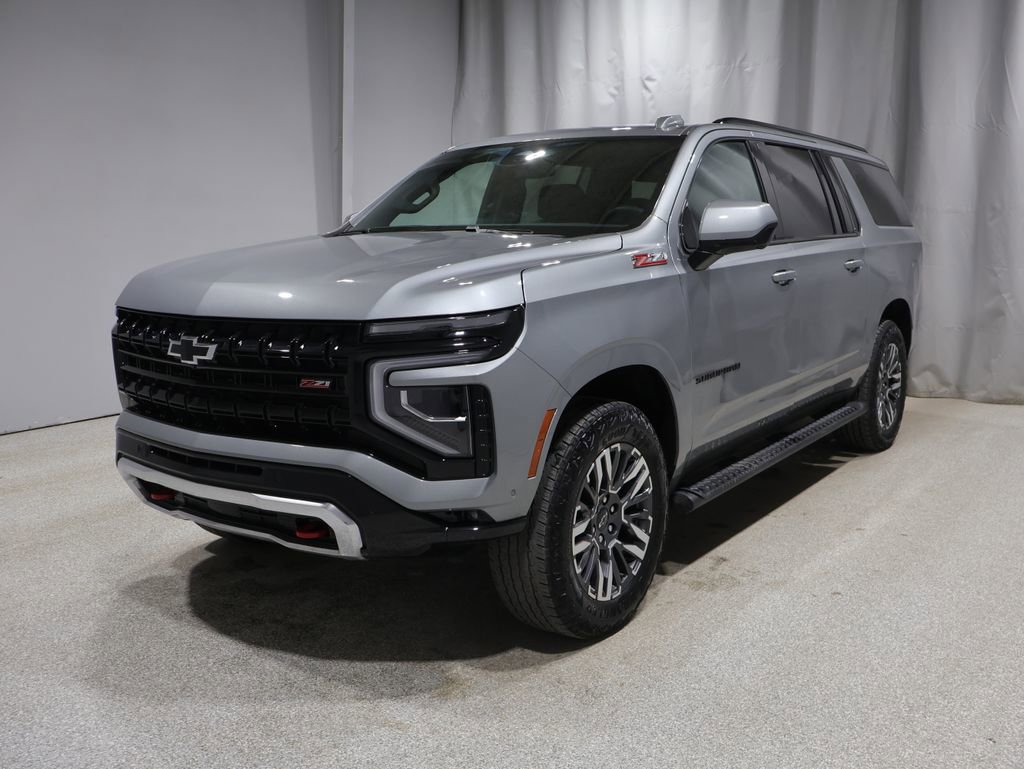 Used 2025 Chevrolet Suburban Z71 image 7