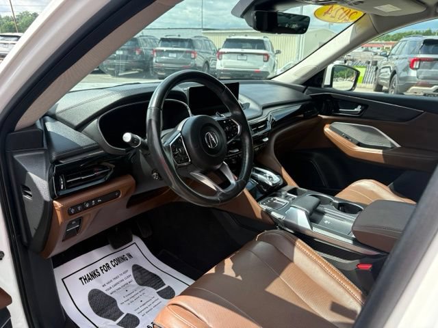 Used 2024 Acura MDX SH-AWD w/ Advance Package image 3