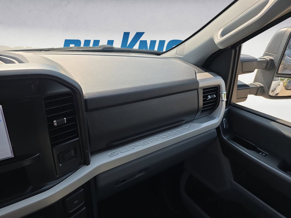 Used 2025 Ford F350 XLT AWD/4WD image 10