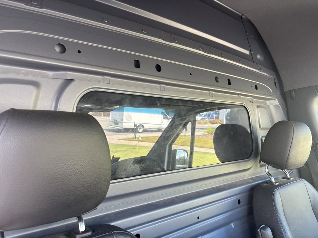 Used 2024 Mercedes-Benz Sprinter 2500 image 32