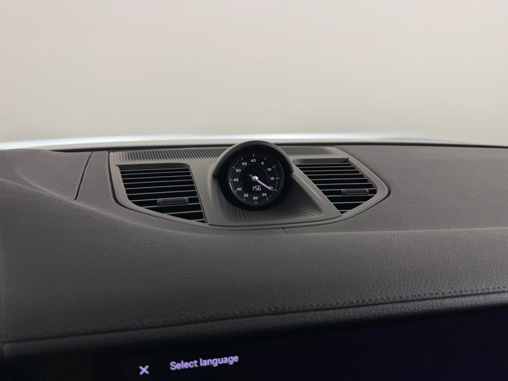 Certified 2026 Porsche Panamera 4S image 25
