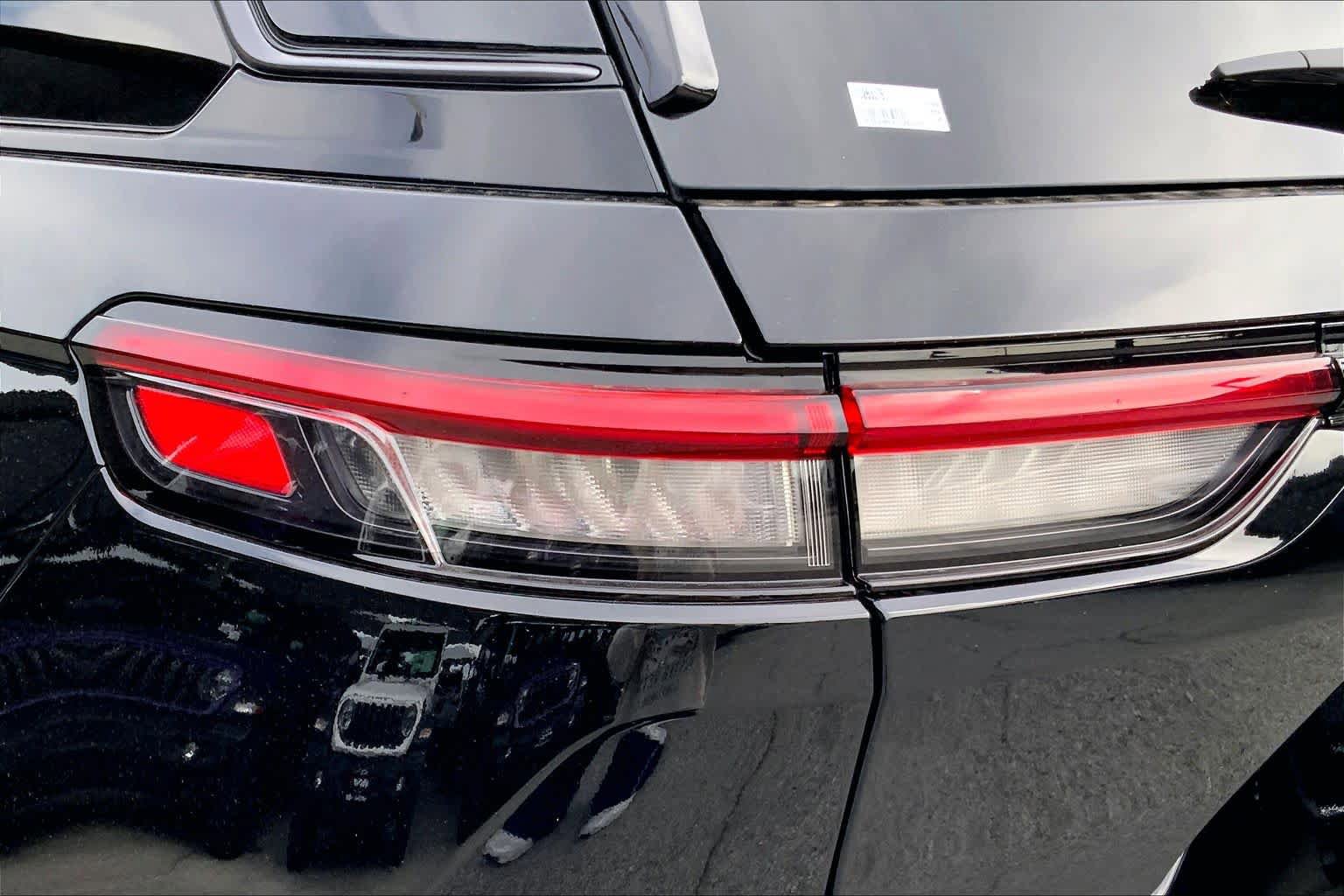 New 2026 Jeep Grand Cherokee Limited AWD/4WD image 11