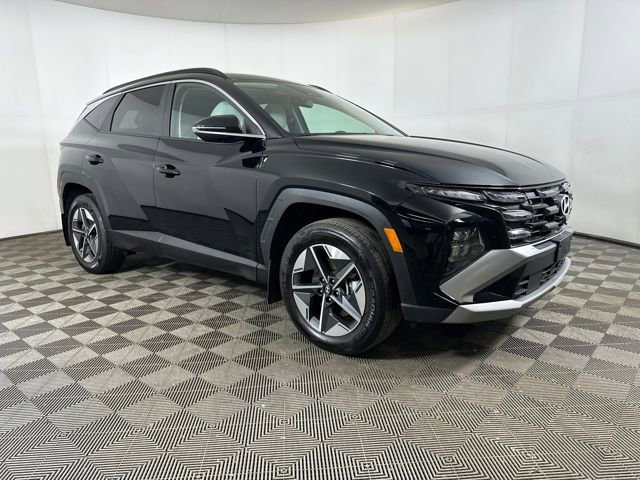 Used 2025 Hyundai Tucson SEL image 2