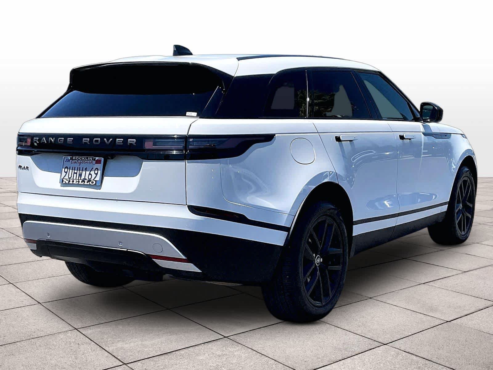 Used 2026 Land Rover Range Rover Velar S AWD/4WD image 13