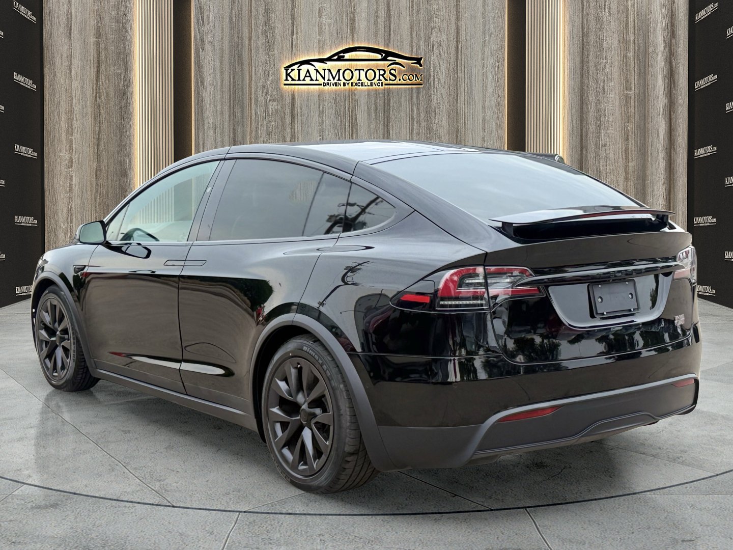 Used 2022 Tesla Model X Plaid AWD/4WD image 9