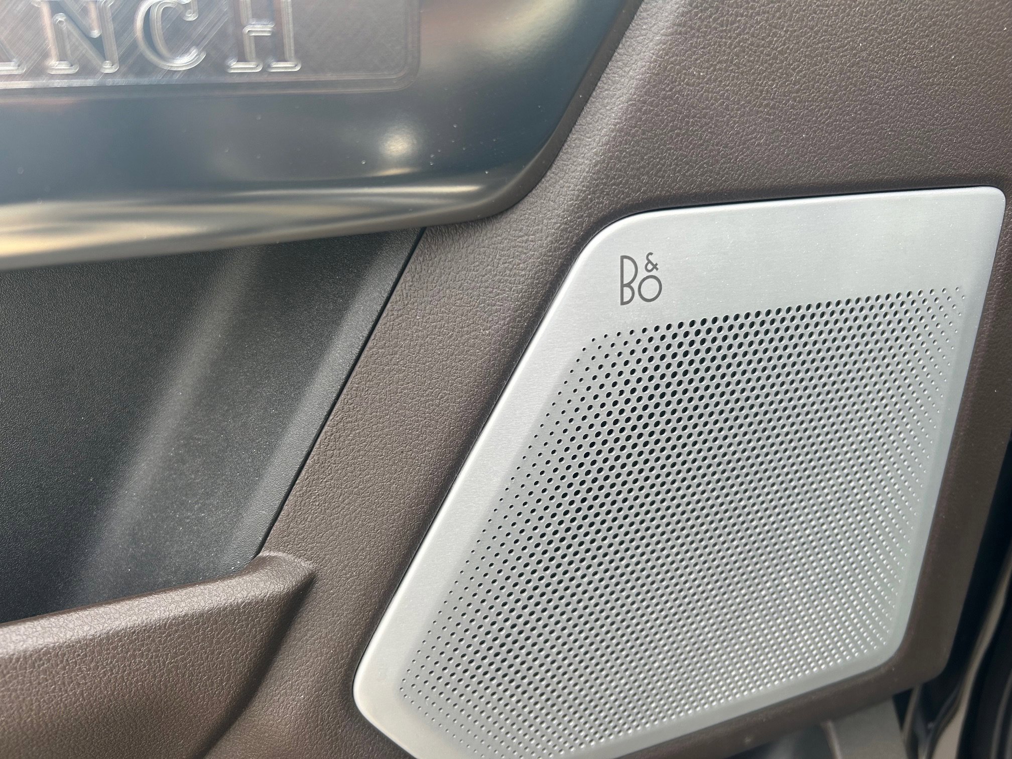 Used 2025 Ford F350 King Ranch w/ FX4 Off-Road Package image 8