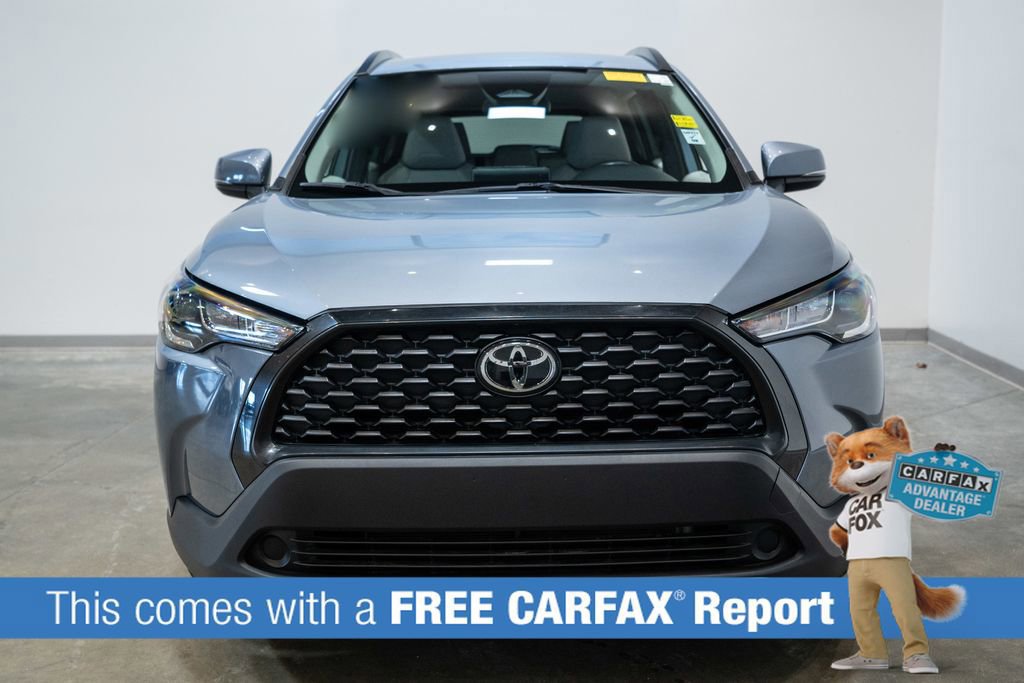 Certified 2023 Toyota Corolla Cross LE image 2