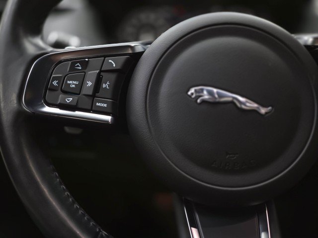 Used 2019 Jaguar F-PACE S AWD/4WD image 20