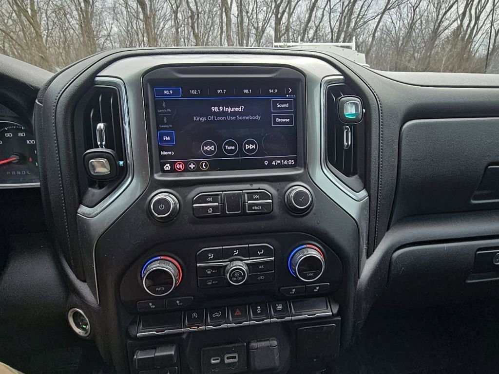 Used 2019 Chevrolet Silverado 1500 LT w/ All-Star Edition image 21