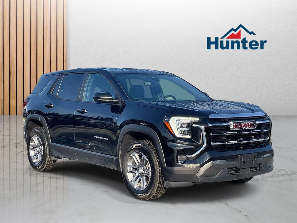 Used 2025 GMC Terrain Elevation