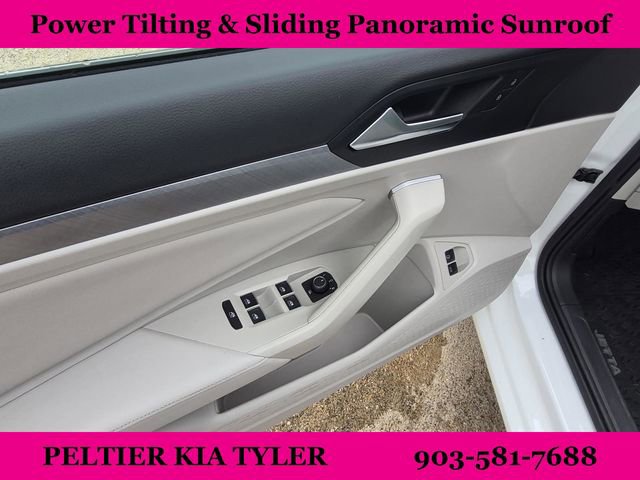 Used 2023 Volkswagen Jetta SE w/ Panoramic Sunroof Package FWD image 23