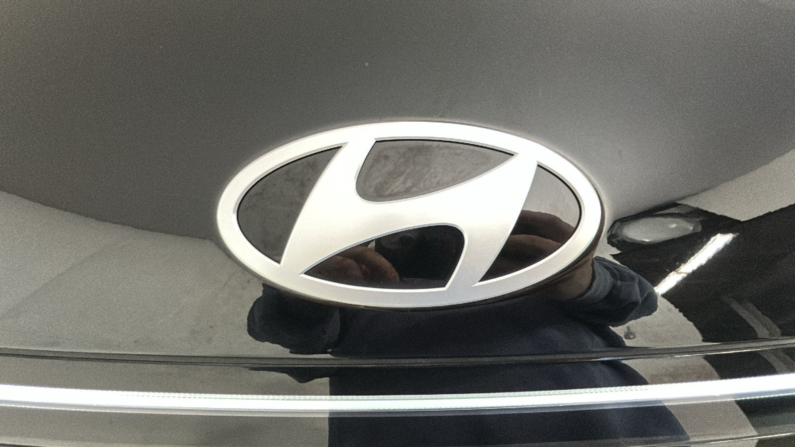 Used 2025 Hyundai Kona Limited AWD/4WD image 10
