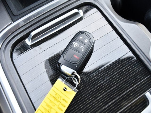 Used 2016 RAM 1500 Limited image 14