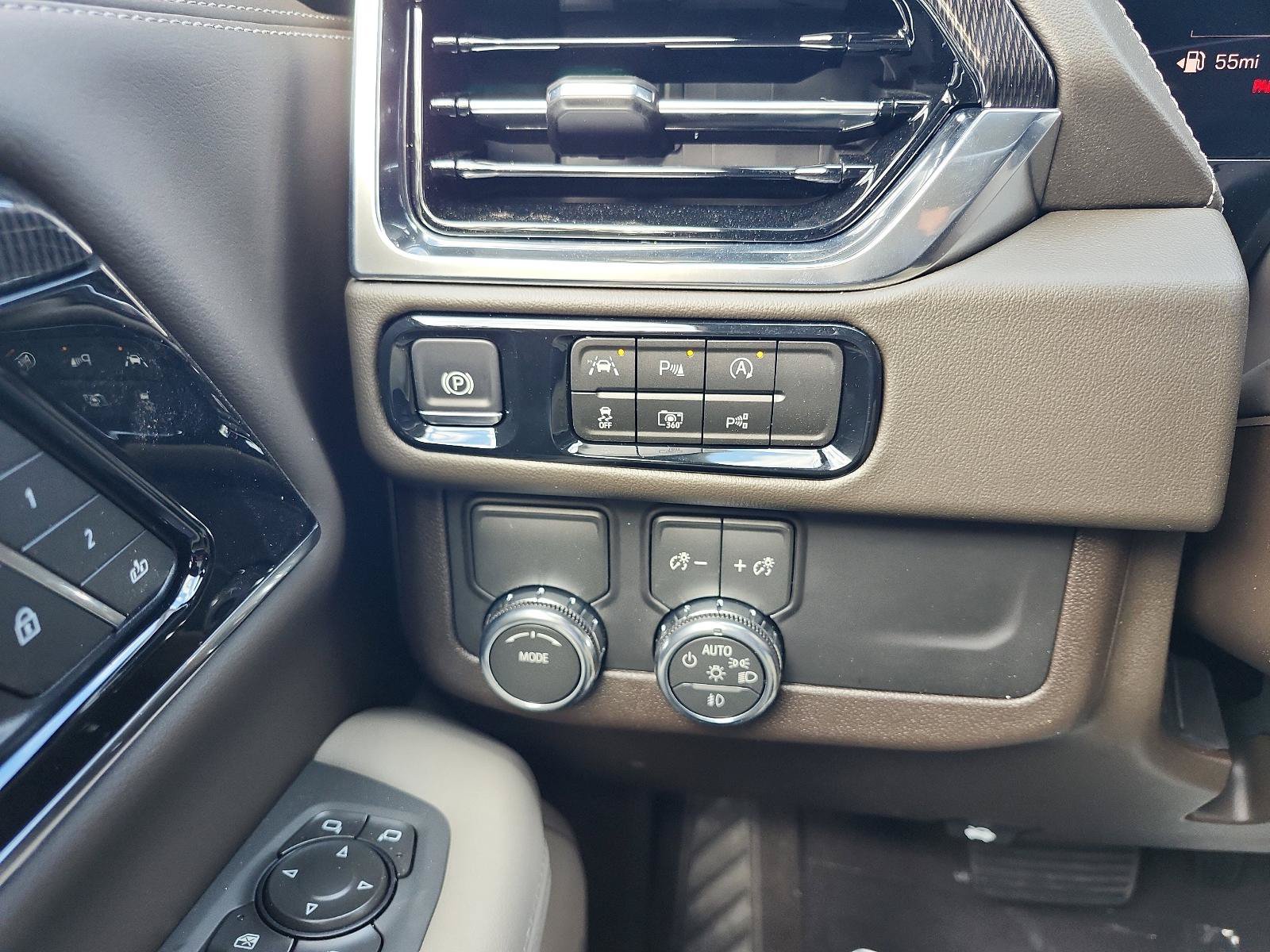 New 2026 GMC Yukon XL Elevation RWD image 17