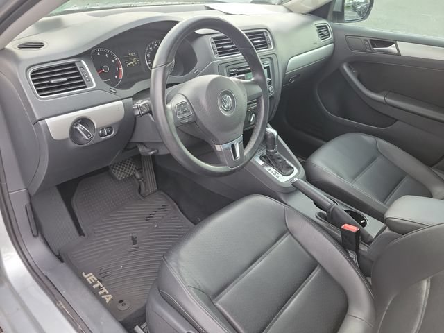 Used 2014 Volkswagen Jetta SE FWD image 19