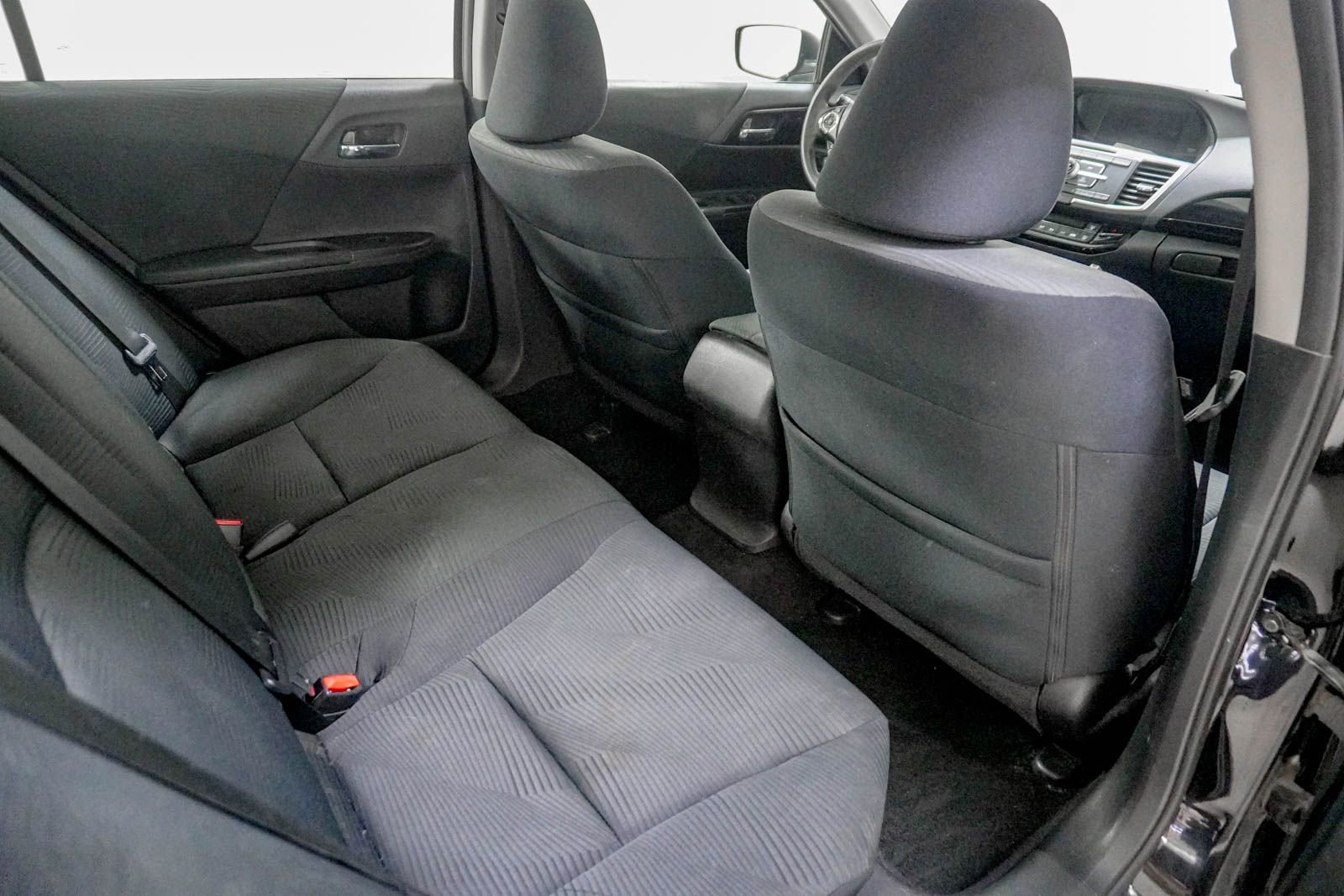 Used 2016 Honda Accord LX image 31