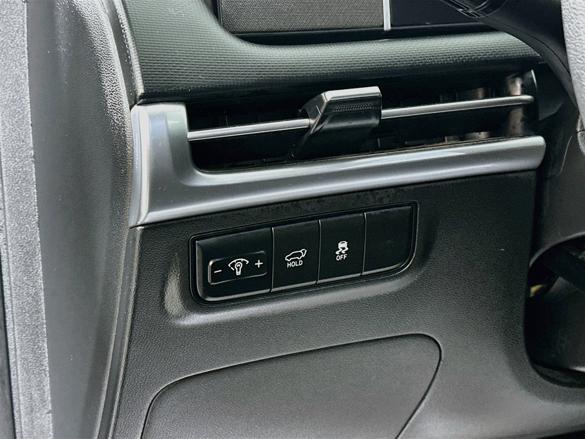 Certified 2025 Hyundai Tucson SEL AWD/4WD image 10