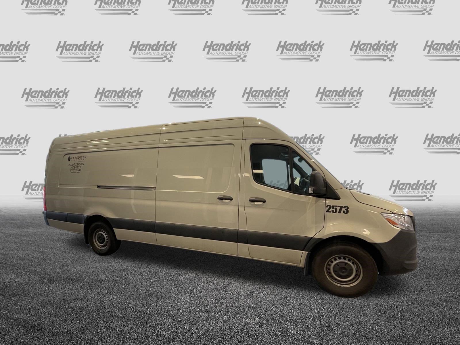 Used 2025 Mercedes-Benz Sprinter 2500 image 11