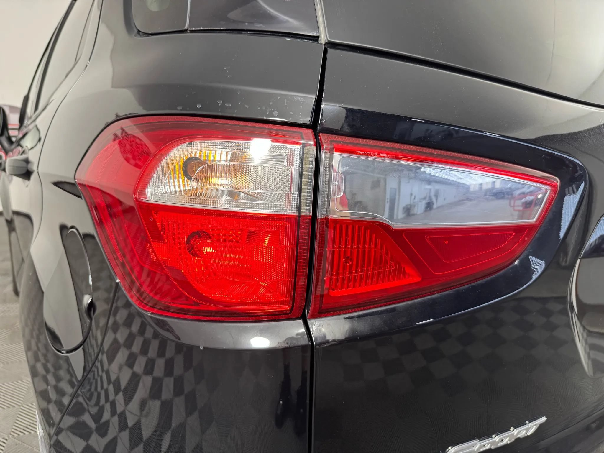 Used 2019 Ford EcoSport SE w/ SE Convenience Package AWD/4WD image 29