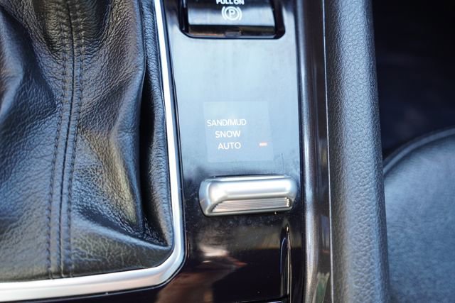 Certified 2023 Jeep Compass Latitude AWD/4WD image 29