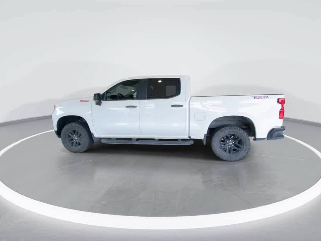 Used 2020 Chevrolet Silverado 1500 Custom Trail Boss w/ Custom Convenience Package AWD/4WD image 5