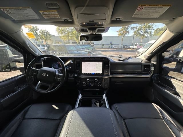 Used 2023 Ford F250 Lariat w/ Sport Appearance Package AWD/4WD image 2