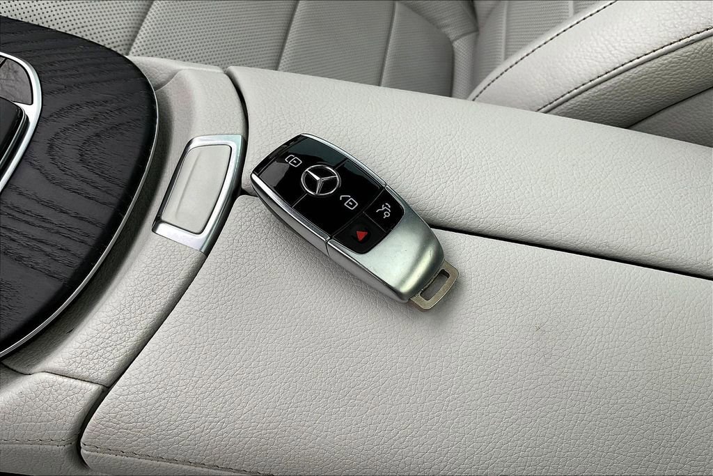 Used 2021 Mercedes-Benz E 450 4MATIC All-Terrain Wagon w/ Premium Package image 35