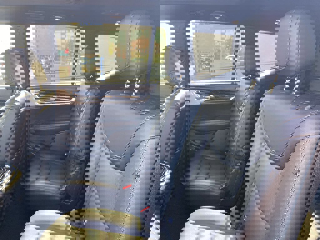 Used 2025 Cadillac XT6 Premium Luxury image 20
